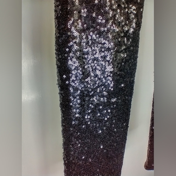 BLACK SEQUINED LEGGINGS - Picture 3 of 6